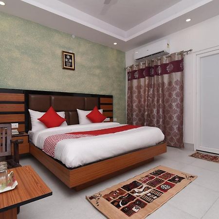 Capital O 13310 Noida Suites Luaran gambar