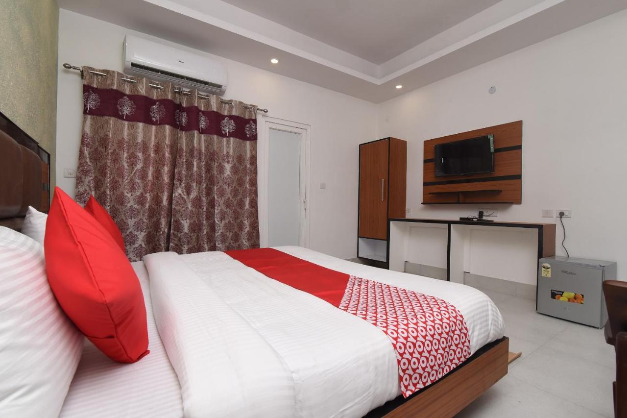 Capital O 13310 Noida Suites Luaran gambar